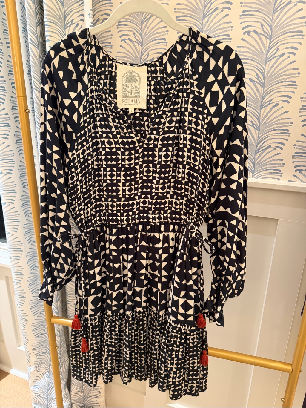 Omika / Sohalia Black & White Geometric Print Women’s Mini Dress